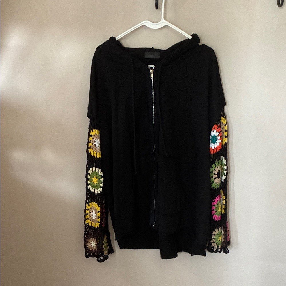 Umgee Black jacket with Crochet Detail on sleeves